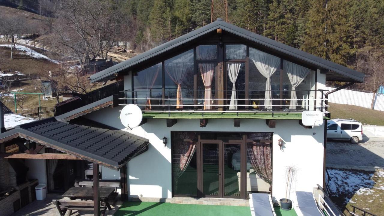 Casa Yla Villa Piatra Neamţ Buitenkant foto
