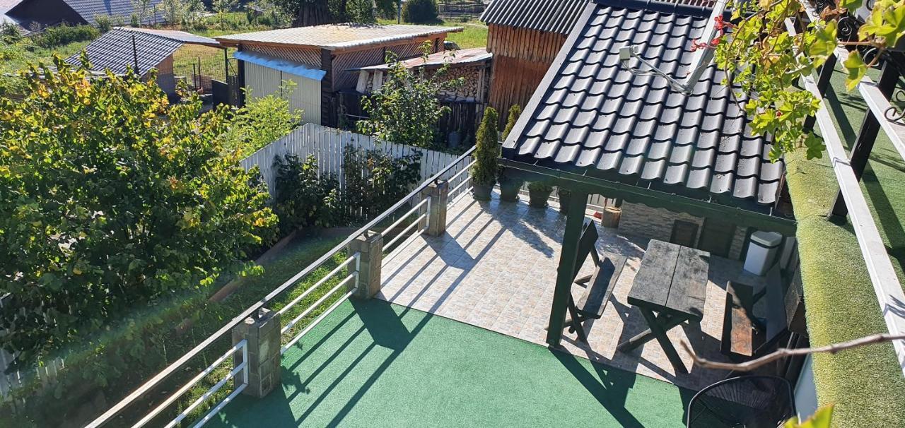 Casa Yla Villa Piatra Neamţ Buitenkant foto